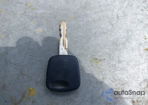 1999 Ford Explorer Eddie Bauer/Limited/Xlt from USA, damaged, VIN 1FMZU35P7XUA35202